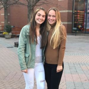 Meet your Posher, Ceci